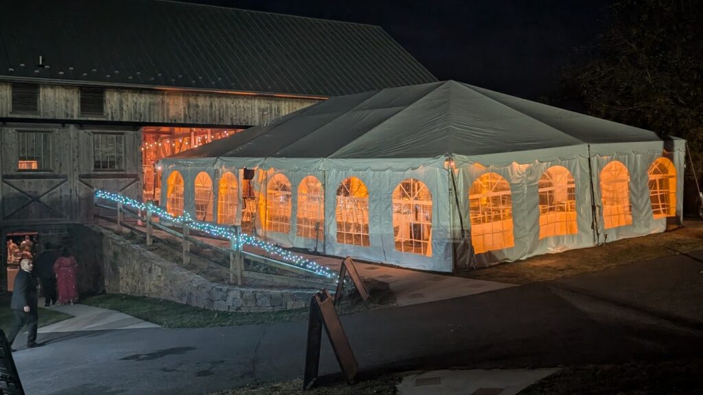 PXL_20251101_225657897